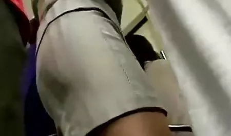 Oturma odasında Tini olgun erotik video Fick