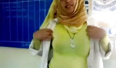 Aşk için duygusallık ve özlem olgun erotik izle