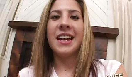 Sıcak sürtük olgun kadın erotik video alır kamera becerdin
