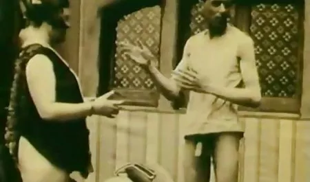 Japon kız darbeler arabada mature film izle horoz