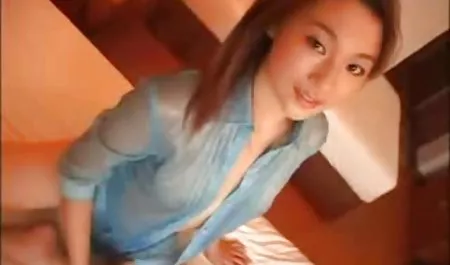 Yüzüme olgun kadın erotik izle otur