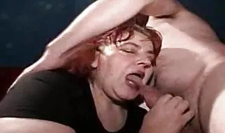 Tüm iç mature film izle güzellik Nisan mükemmel bir vücut ve kedi