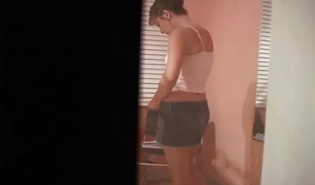 - Saçları sarı bir kanepe olgun erotık fılm