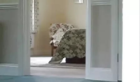 Çünkü kırmızı külotlu çorap içinde olgun erotik izle Asuka Asya bebek Tripp alır