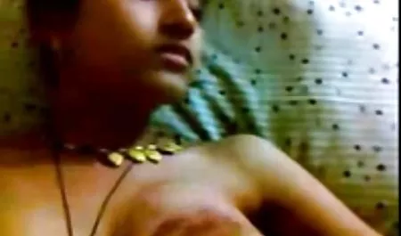 V. olgun kadın erotik video İris porno