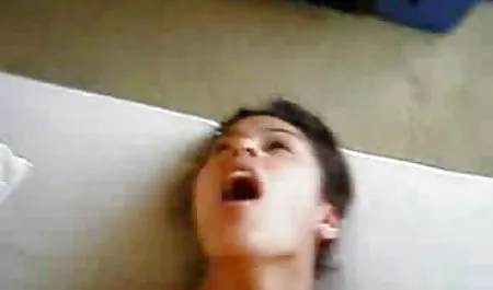 MİLF Rebecca Moore itiraf etmek bir mature film erotik rahip Siker