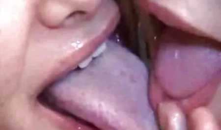 Deepthroat Alman sarışın mature erotik filmi Julie Hunter