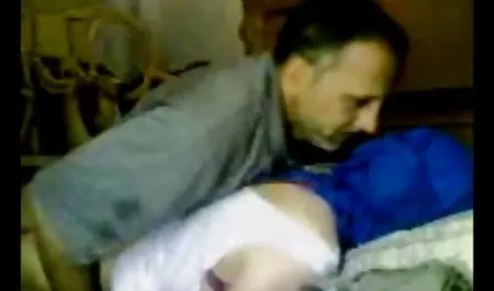 Ev erotik olgun film yapımı genç Çarptım