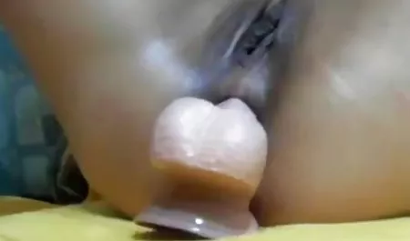 Joi yoga pantolonumu çok erotik olgun video çok seksi