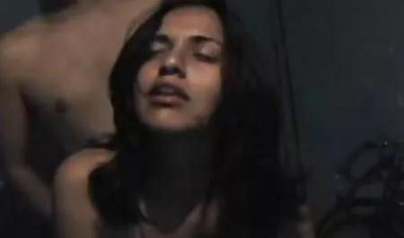 Genç perisi olgun sex film izle Avustralya Bari
